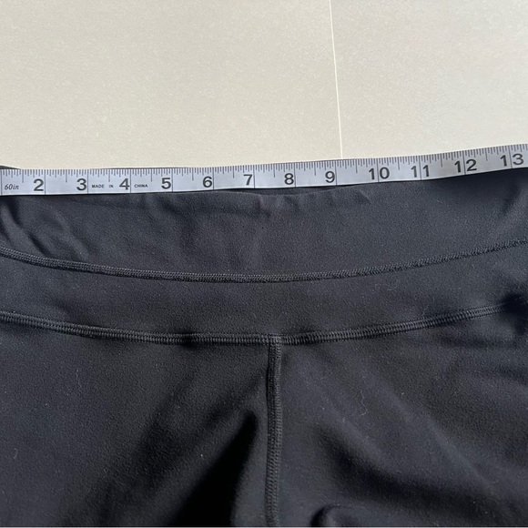 Ladies Lululemon Groove Pant (maybe) - Picture 3 of 5